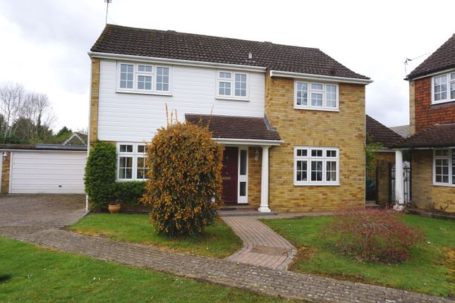Thumbnail Detached house for sale in Gladeside Close, Chessington