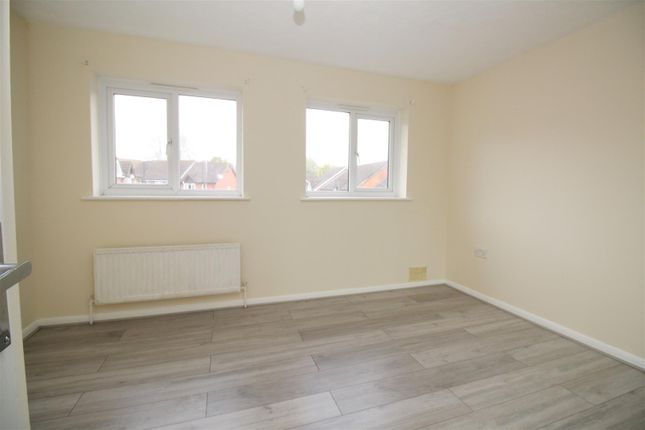 Bedroom 1.Jpg