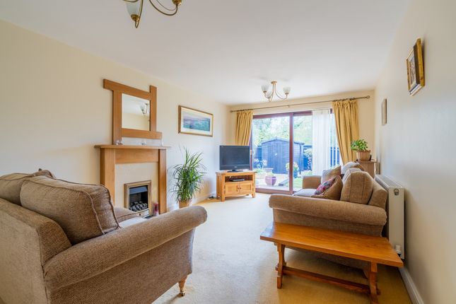 54, Endeavour Place, Stourport-on-severn photo 3