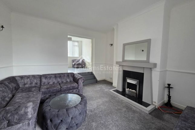 130, Field Lane, Dewsbury photo 5