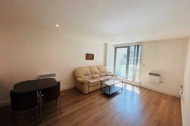 90, Birmingham photo 2