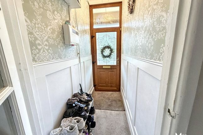 44, Ynyswen Road, Treorchy photo 4