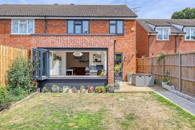31a, Roydon Road, Stanstead Abbotts photo 3