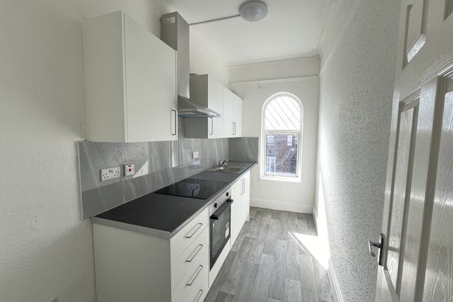 Flat to rent in Davenport Road, Stockport