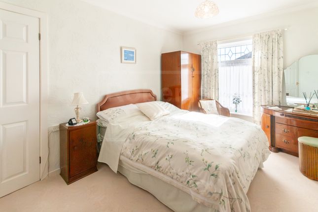 14 Maesyfron, Swansea photo 4
