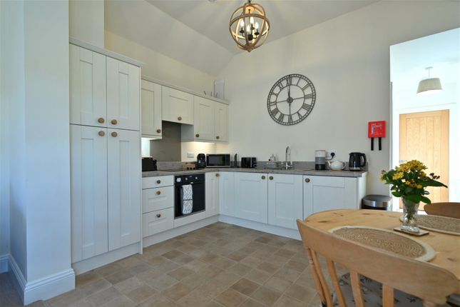 Cottage to rent in Stripe Lane, Hartwith, Harrogate