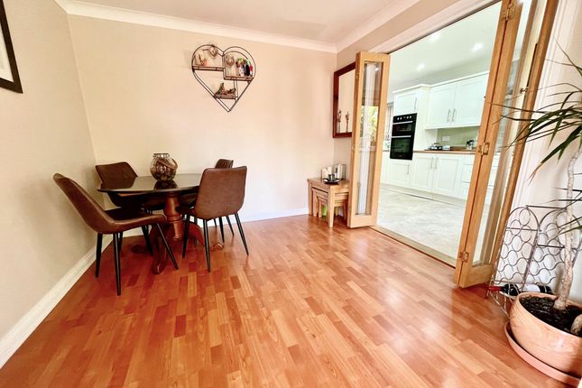 2, Somervell Close, Gosport photo 4