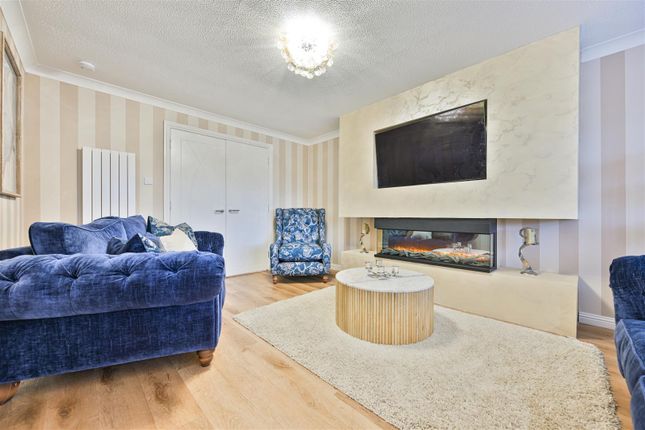 2, Willow Avenue, Motherwell photo 4