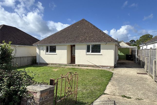 2-bed bungalow on 9, Leigh Road, New Milton, £399,950