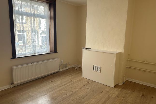 53, Dover photo 2