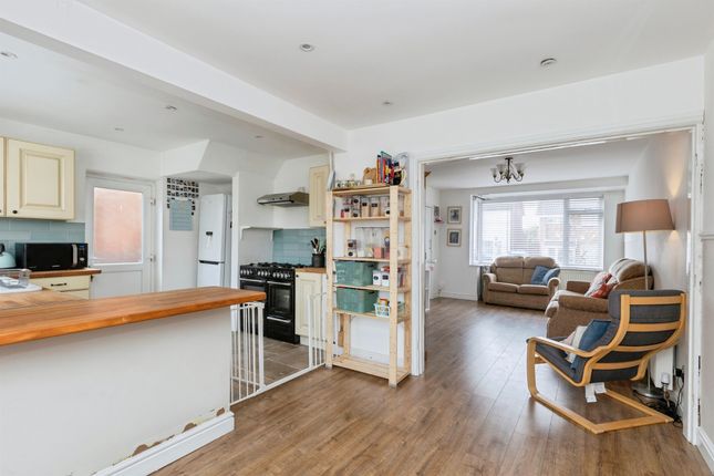 5, Fairstone Hill, Leicester photo 3
