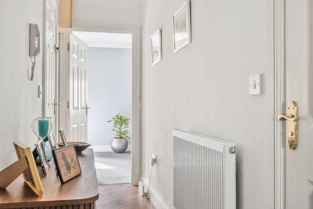 Flat for sale in Salisbury Road, Marlborough