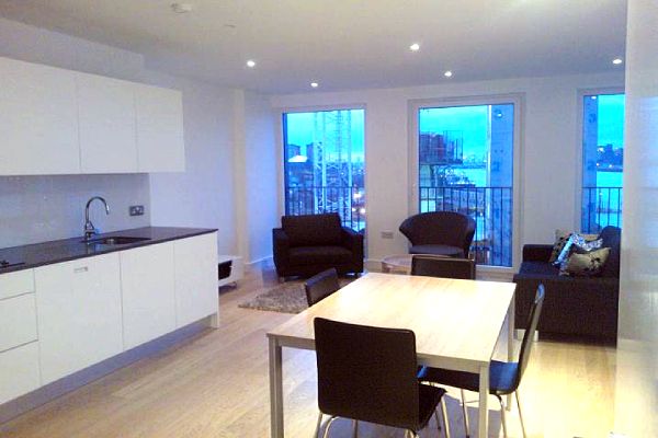 Thumbnail Flat to rent in Lower Mast House, Woolwich