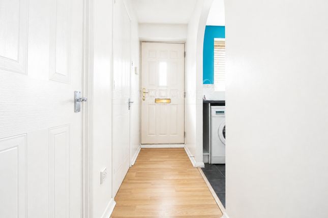 249 (9), Molyn Mews, Slough photo 5