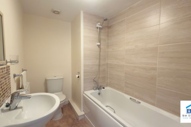 Flat 3 72, Kestrel Lane, Leicester photo 5