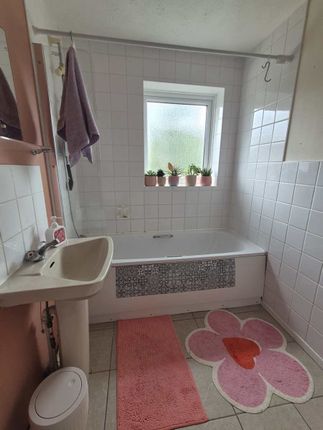 34, Harebell Close, Cambridge photo 2