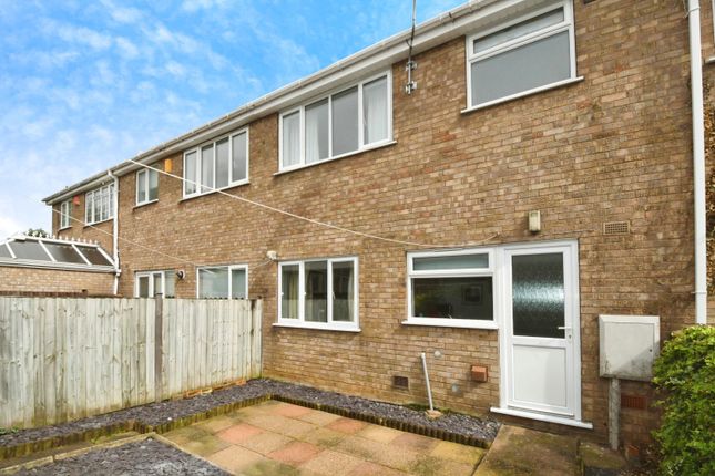 Terraced house for sale in Glenbank Close, North Hykeham, Lincoln