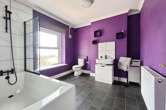 18 Somerset Street, Port Talbot photo 4
