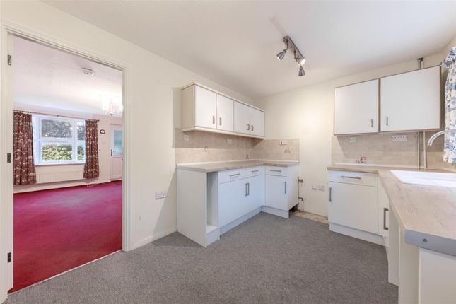 81, Amderley Drive, Eaton photo 2