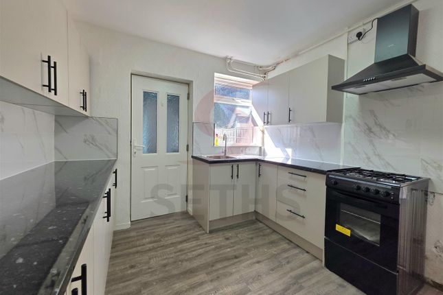 45, Drayton Road, Leicester photo 3