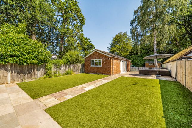 166, Farnborough Road, Hampshire photo 4
