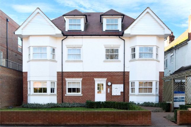 Thumbnail Flat to rent in Rosslyn Road, Watford, Hertfordshire