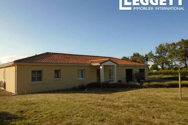 Villa for sale in Lessac, Charente, Nouvelle-Aquitaine
