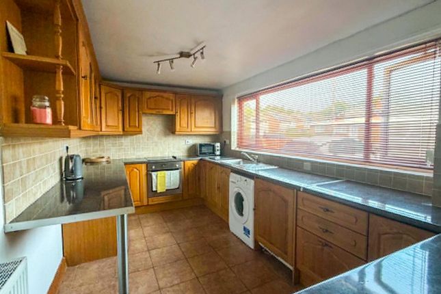 41, Brookhouse Road, Oswestry photo 2