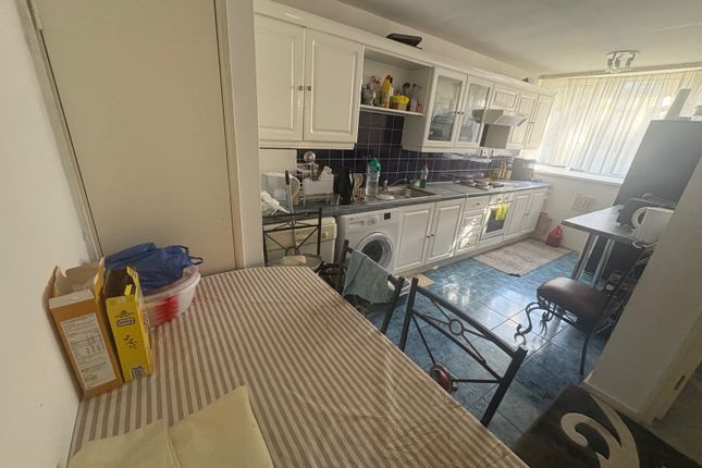 Two Bedroom Flat For Sale In Hanwell W7
