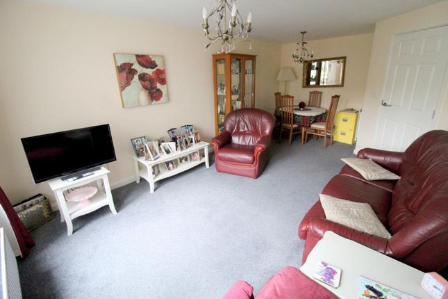 5, Jackson Close, Slough photo 2