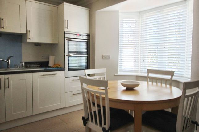 18, Oak Close, Sittingbourne photo 4
