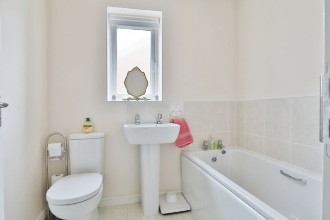 Bungalow for sale in The Glade, Withernsea