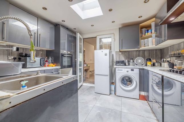 44a, Cumberland Avenue, Slough photo 4