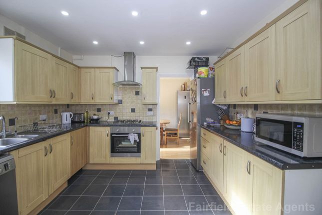 19 Northwick Road, Watford photo 3