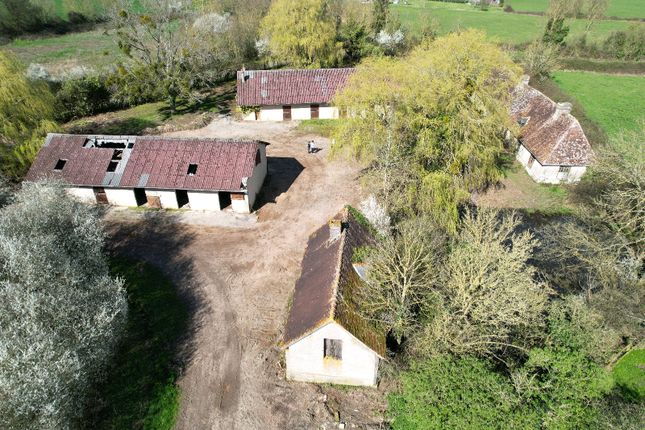 Equestrian property for sale in Silly-En-Gouffern, Basse-Normandie, 61310, France