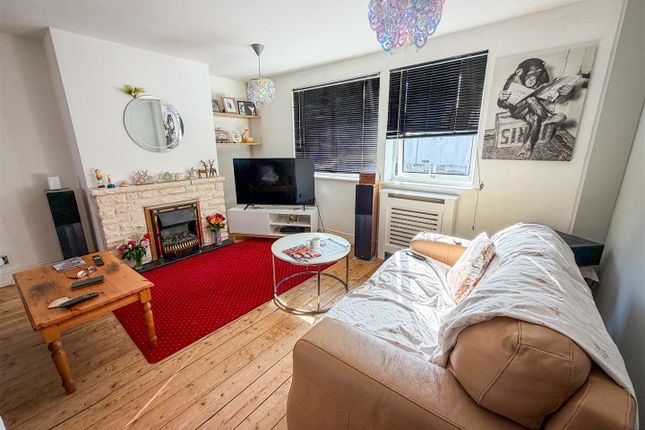 3, Beaconsfield Road, East Clacton photo 3
