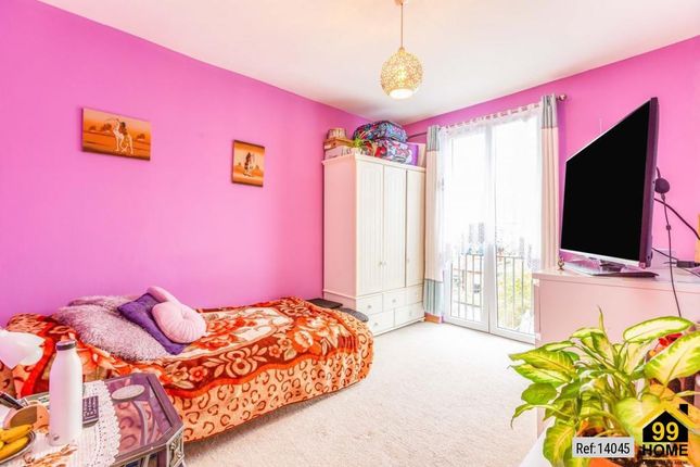 47, Solway Road, London photo 5