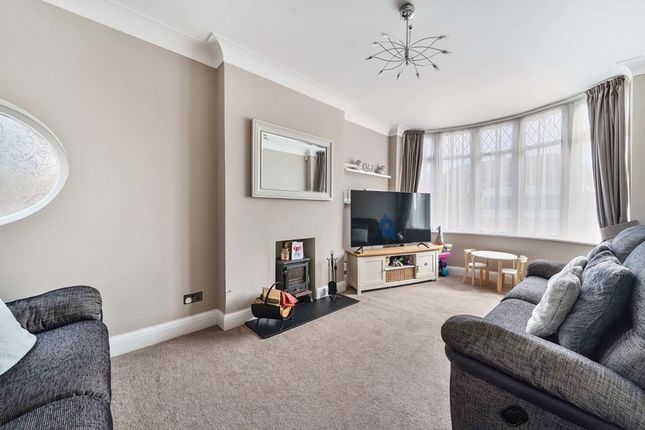 32 Hartsdown Road, Margate photo 5