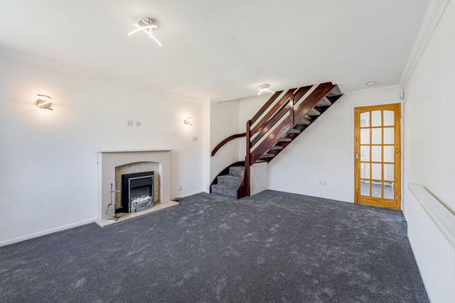 13 Lakenheath Drive, Bolton photo 4