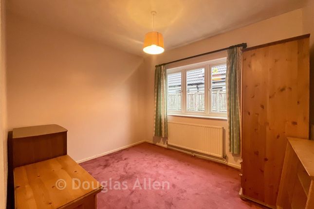 90, Nevendon Road, Wickford photo 4