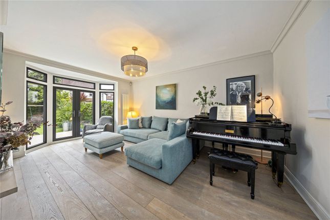 131, Mortlake Road, Surrey photo 4