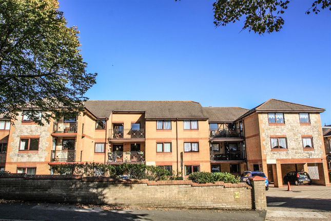 Flat for sale in Victoria Avenue, Shanklin