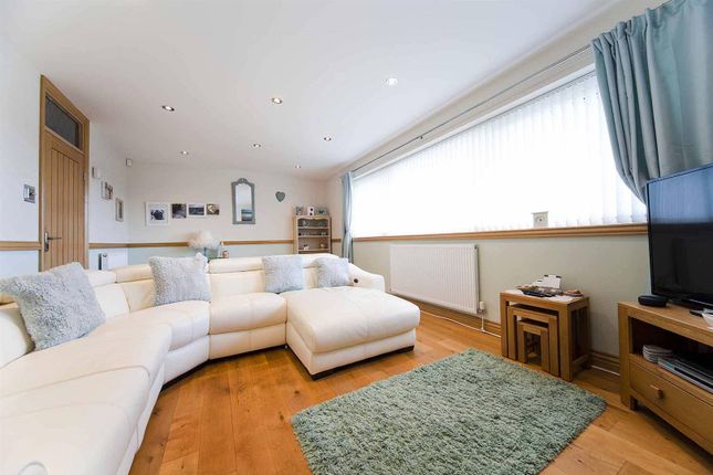84, Elizabeth Way, Hartlepool photo 2
