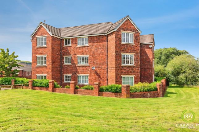 2-bed flat on 5 Lawson Court, Darwen, £80,000