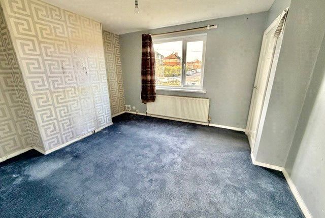 203, Canterbury Avenue, West Yorkshire photo 4
