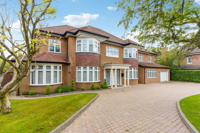 Thumbnail Detached house for sale in Bedford Road, Northwood