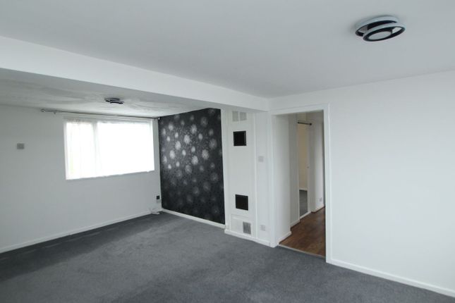 58 Downland Place, Adastral Road, Poole photo 3
