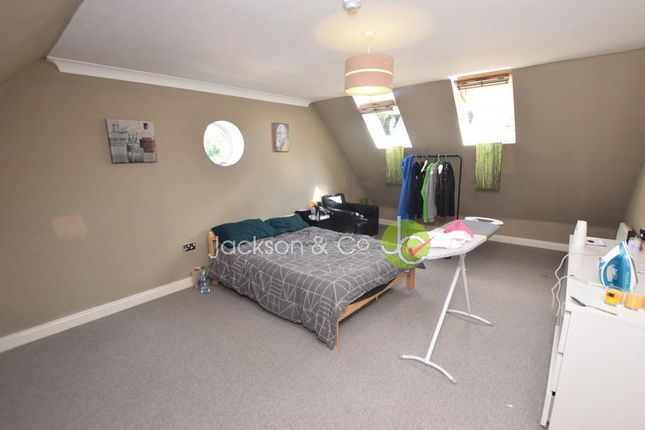 Penthouse to rent in Waterside Lane, Colchester