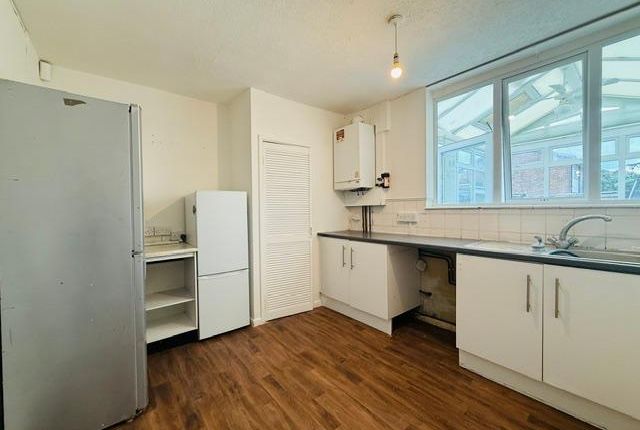 ., Common Road, Langley photo 2