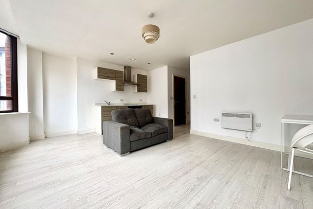 Apartment 6, Provincial House, Bolton photo 2